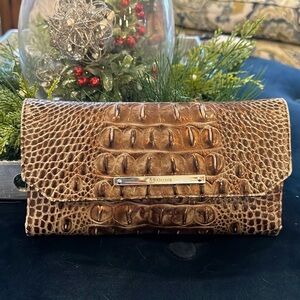 Perfect Condition Brahmin Wallet